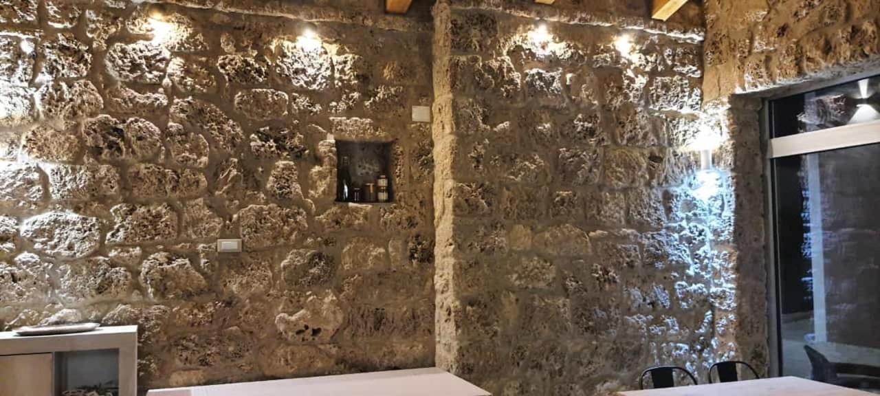 הוילה Montesano sulla Marcellana Il Tufo מראה חיצוני תמונה